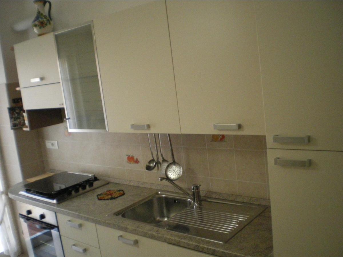 Poppy Apartman Levanto Kültér fotó