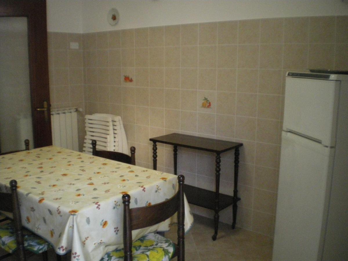 Poppy Apartman Levanto Kültér fotó
