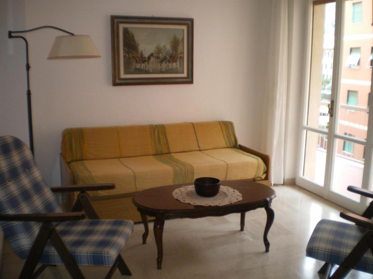 Poppy Apartman Levanto Kültér fotó