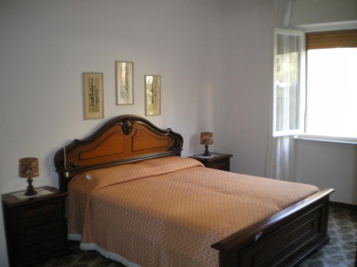 Poppy Apartman Levanto Kültér fotó