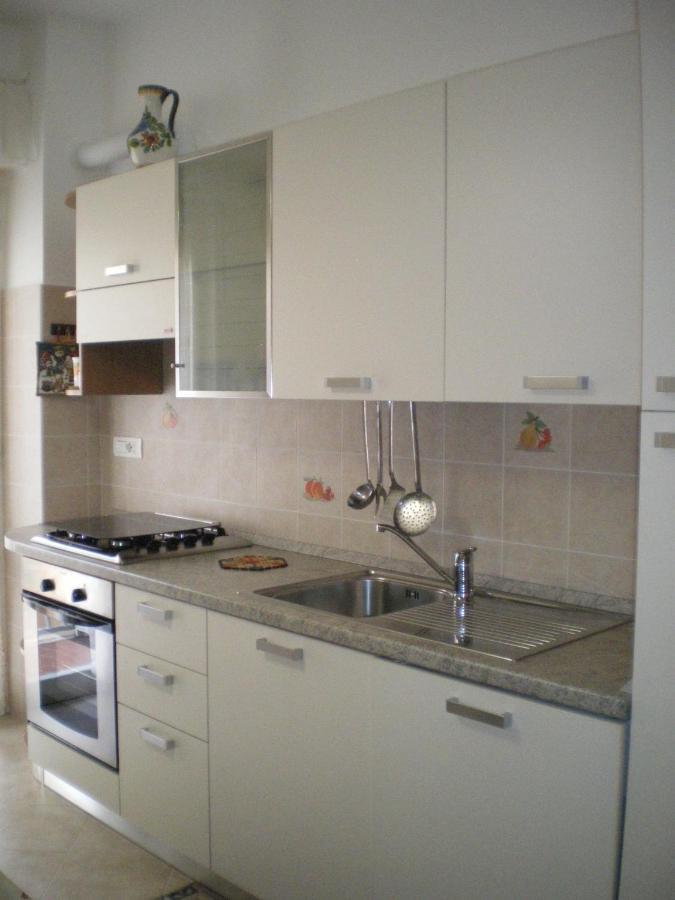 Poppy Apartman Levanto Kültér fotó